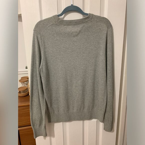 Tommy Hilfiger Gray Crewneck Sweater - Picture 4 of 9